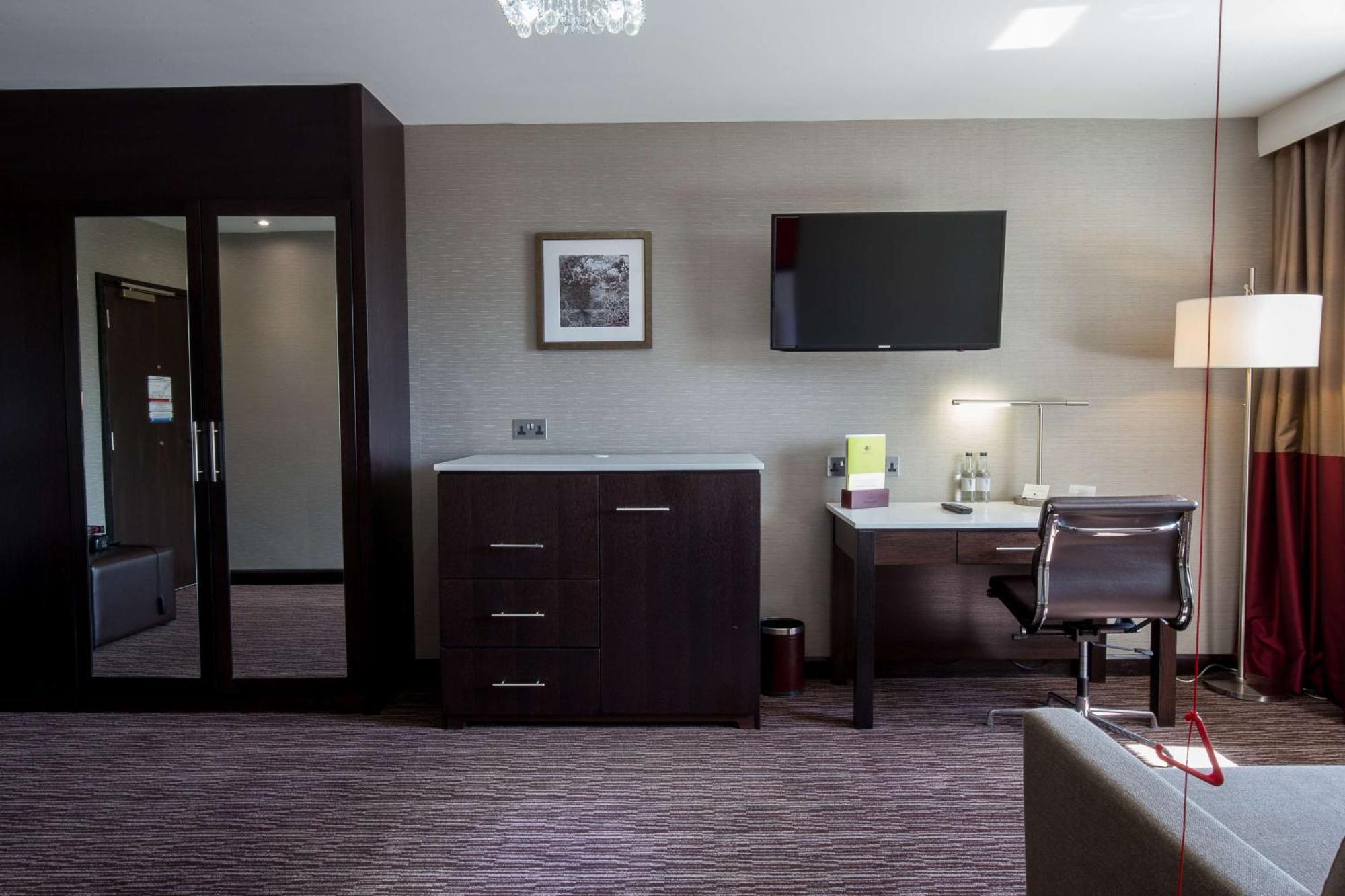 Doubletree By Hilton Hotel Nottingham - Gateway Εξωτερικό φωτογραφία